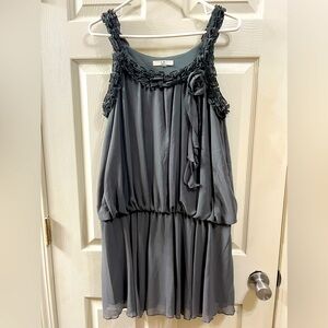 Ya Los Angeles Gray Dress Size Large 60% Silk